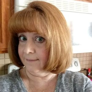 Meet your Posher, Bettt